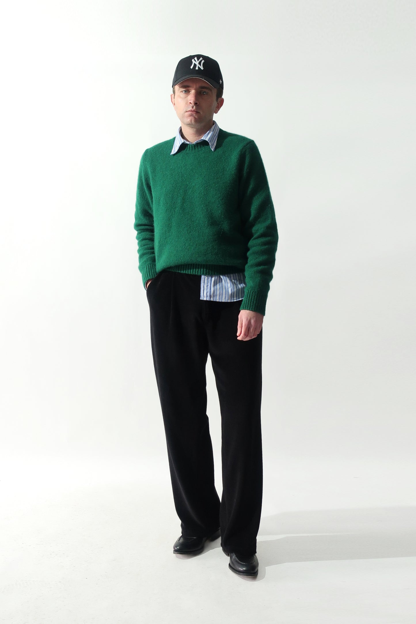 HIGH WAIST STRAIGHT PANTS - BLACK VELVET