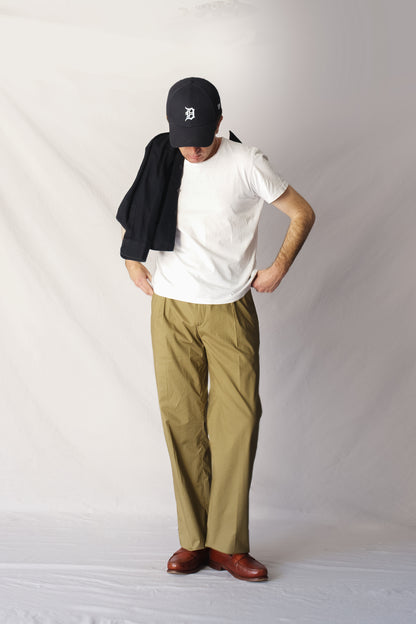 Pantalón talle alto chino khaki